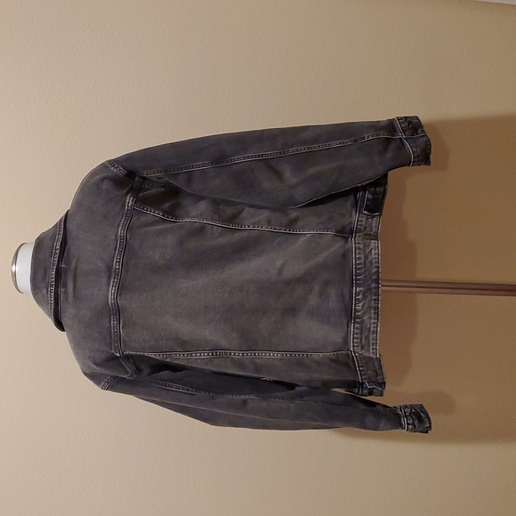 Levis jacket - Picture 3 of 4